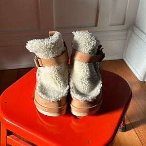 Worn Once Rosa Mosa furry clogs